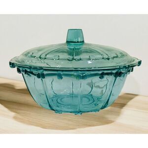 Vintage Indonesia Glass Aquamarine 7" Covered Candy Dish Bowl w/ Lid Oyster